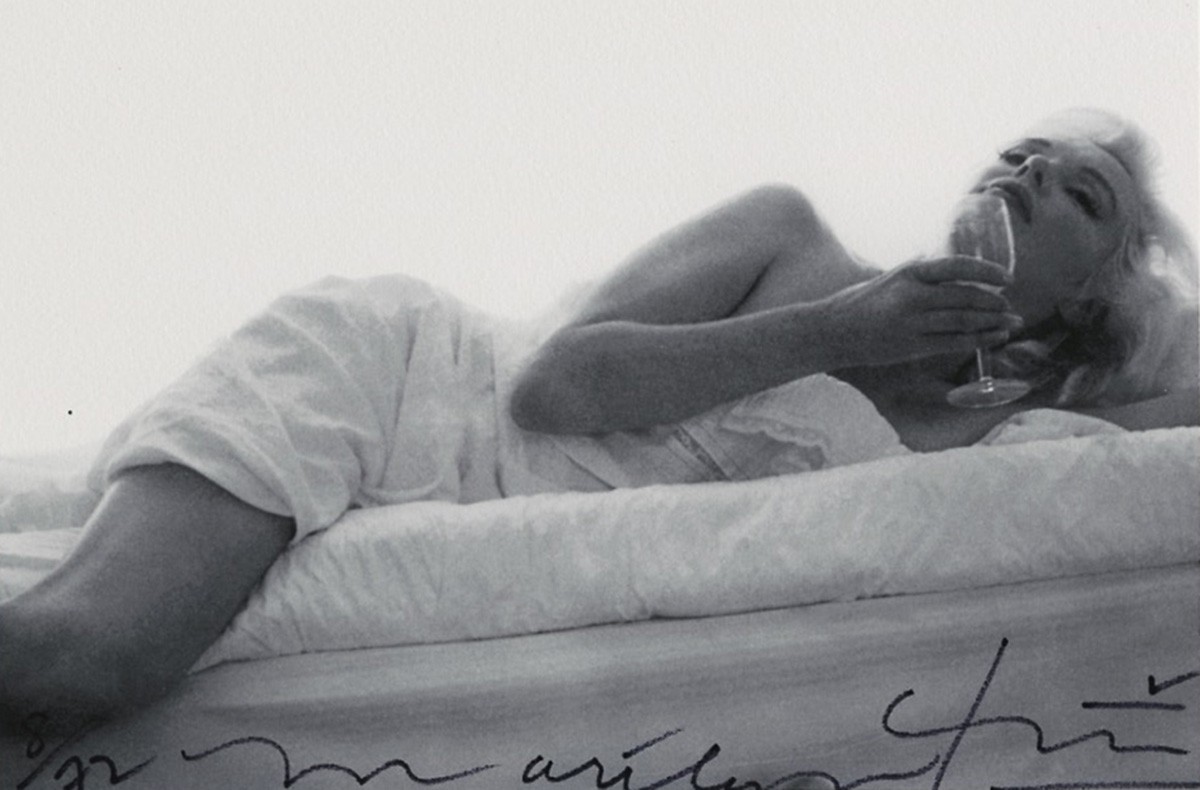 Bert Stern, Marilyn wine on the bed Bert Stern, Marilyn wine on the bed