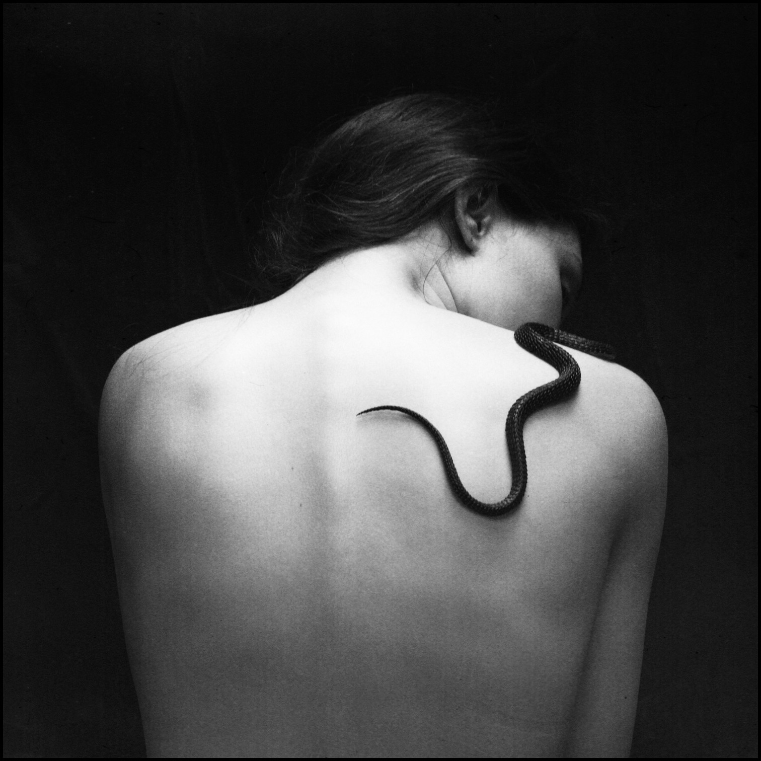 Laura Makabresku, Temptation (Tentation) Laura Makabresku, Temptation (Tentation)