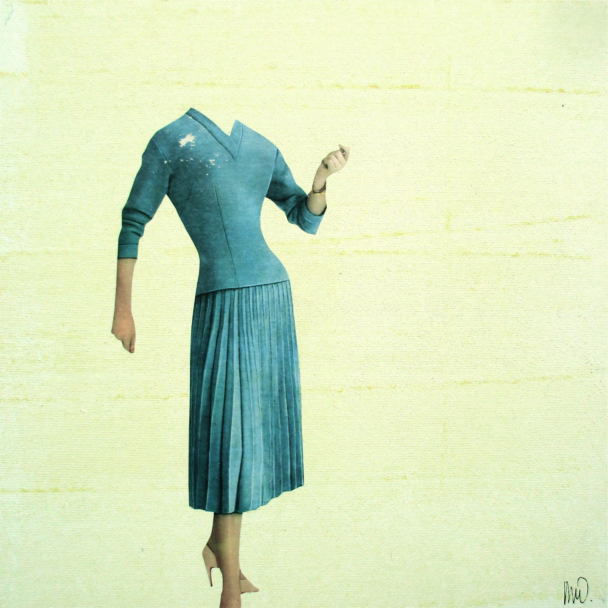 Marian Williams, Modelling Green on Yellow Marian Williams, Modelling Green on Yellow
