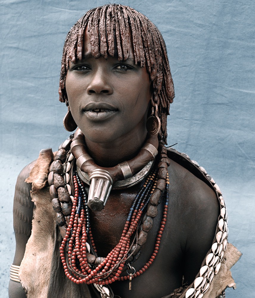 Françoise Spiekermeier, Femme Hamar au collier d'acier Françoise Spiekermeier, Femme Hamar au collier d'acier