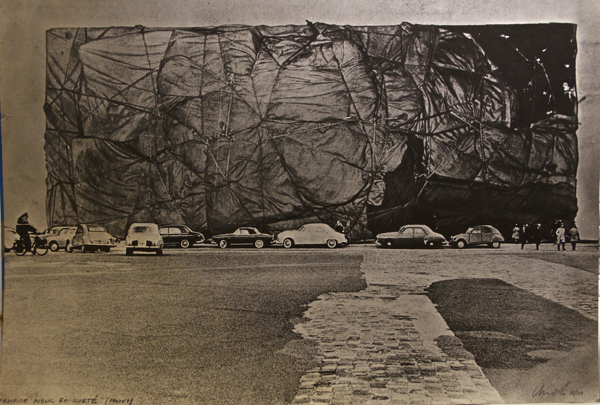 Christo and Jeanne-Claude, Project for a Public Building's Packaging Christo and Jeanne-Claude, Project for a Public Building's Packaging