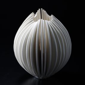 Bone Flower 08'18 by Yuki Nara, 2018 | Sculpture | Artsper (784182)