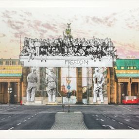 Edición, Giants, Brandenburg Gate, September 27, 2018, 18h55, © Iris Hesse, Ullstein Bild, Roger-Viollet, Berlin, Germany, 2018, JR