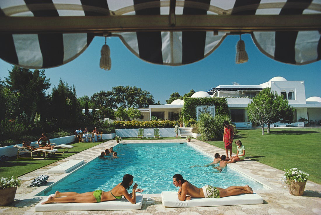Slim Aarons, Poolside In Sotogrande - 1975 Slim Aarons Limited Edition Estate Stamped Print Slim Aarons, Poolside In Sotogrande - 1975 Slim Aarons Limited Edition Estate Stamped Print