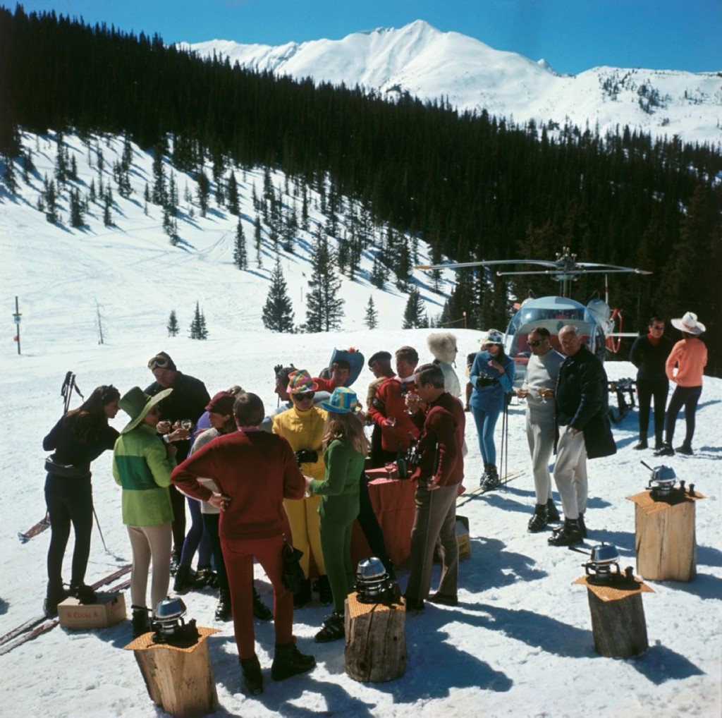 Slim Aarons, Snowmass Picnic - 1967 Slim Aarons Limited Edition Estate Stamped Print Slim Aarons, Snowmass Picnic - 1967 Slim Aarons Limited Edition Estate Stamped Print