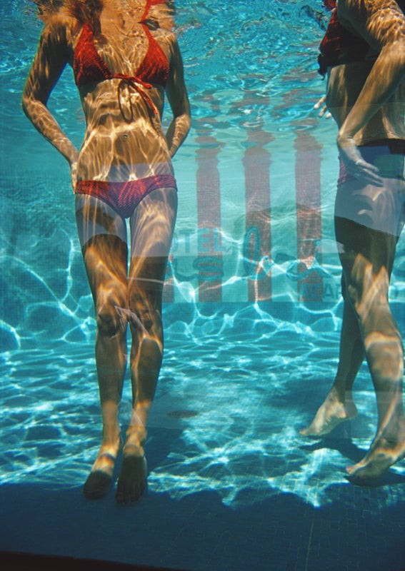Slim Aarons, Pool At Las Brisas - 1972 Slim Aarons Limited Edition Estate Stamped Print Slim Aarons, Pool At Las Brisas - 1972 Slim Aarons Limited Edition Estate Stamped Print