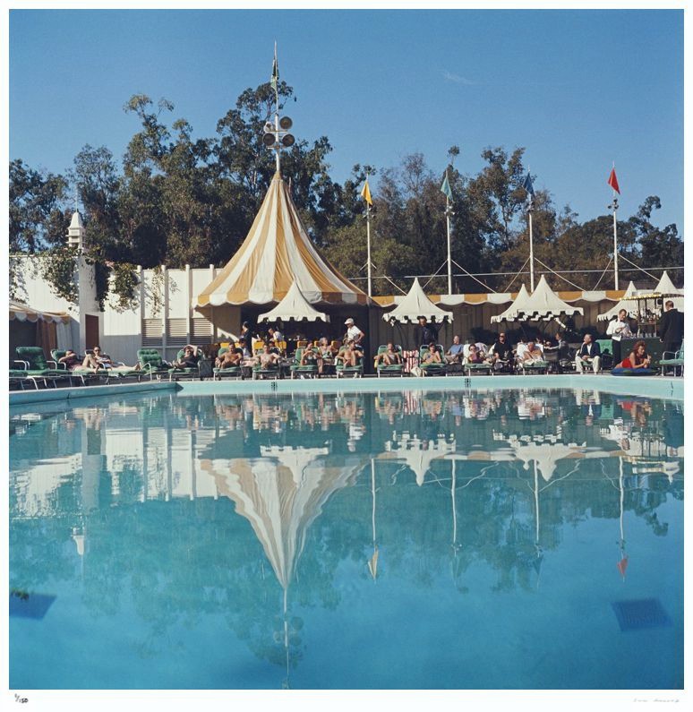 Slim Aarons, Beverly Hills Hotel 1957 Slim Aarons Limited Edition Estate Stamped Print Slim Aarons, Beverly Hills Hotel 1957 Slim Aarons Limited Edition Estate Stamped Print