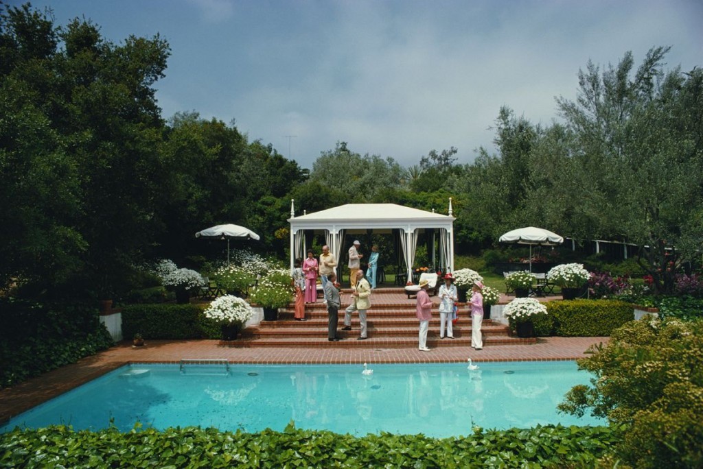 Slim Aarons, California Garden Party' 1975 Slim Aarons Limited Edition Estate Stamped Print Slim Aarons, California Garden Party' 1975 Slim Aarons Limited Edition Estate Stamped Print