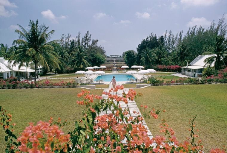 Slim Aarons, Paradise Island Slim Aarons, Paradise Island