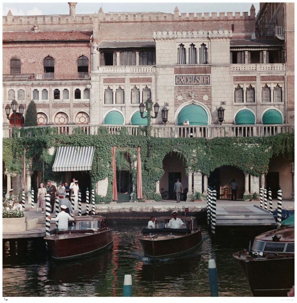 Slim Aarons, Westin Excelsior Slim Aarons, Westin Excelsior