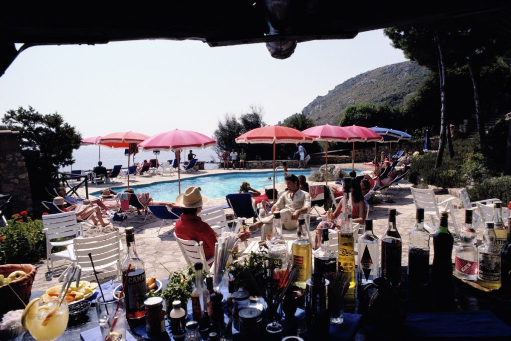 Slim Aarons, Poolside Bar Slim Aarons, Poolside Bar