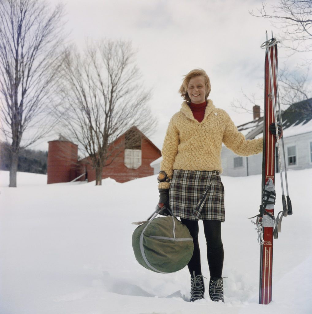 Slim Aarons, Skiing Waitress Slim Aarons, Skiing Waitress
