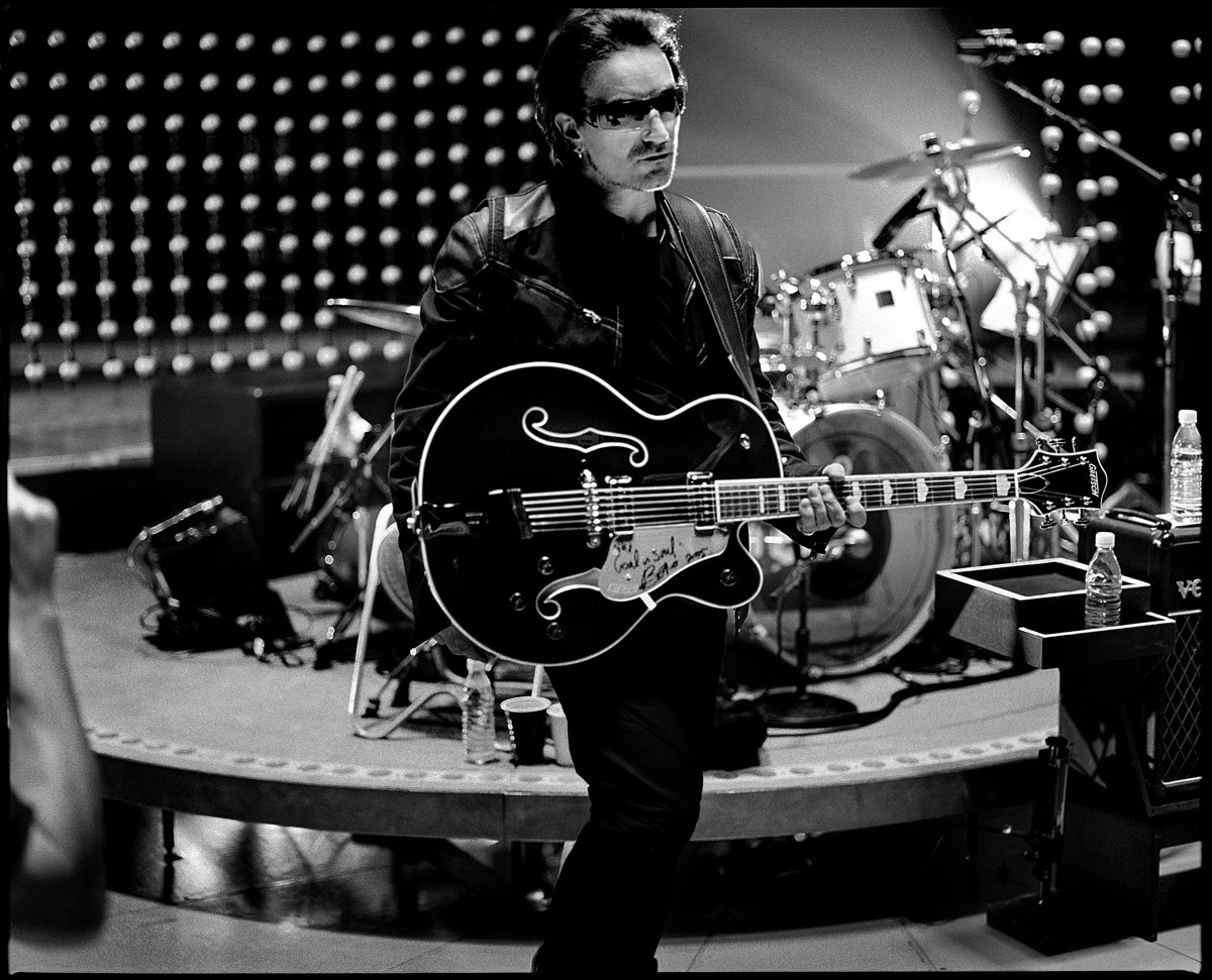 Kevin Westenberg, Bono Kevin Westenberg, Bono