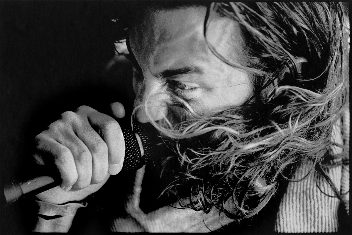 Eddie vedder Black and White Stock Photos & Images - Alamy