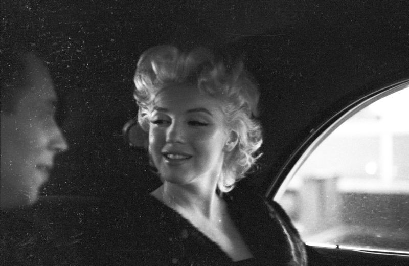 Ed Feingersh, Marilyn New York Taxi Listening Ed Feingersh, Marilyn New York Taxi Listening