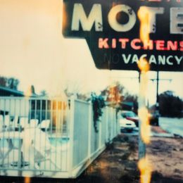 Village Motel, Raining (The Last Picture Show), Stefanie Schneider