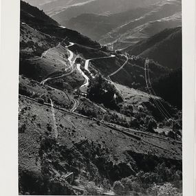 Photographie, Aerial view of Mountains and Roads, Martin Munkacsi