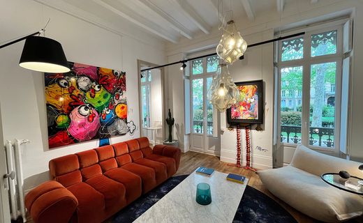 Edouard Gallery